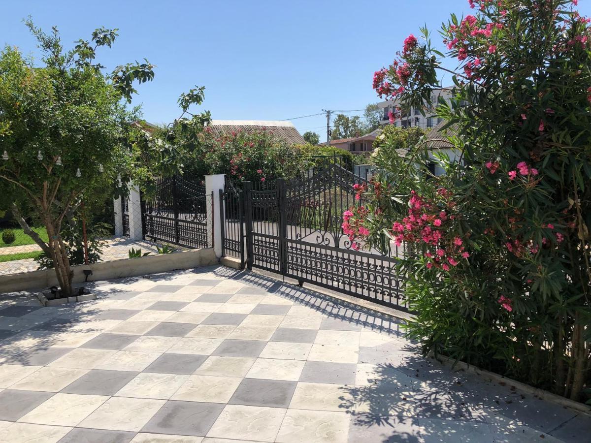 Villa Dafina دونجي ستوج المظهر الخارجي الصورة